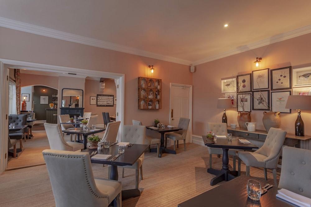 The Five Arrows Hotel Уоддесдон Экстерьер фото